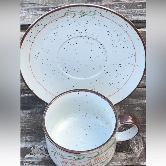 Soup Bowl and Plate set, Stoneware - Picture 2 of 7